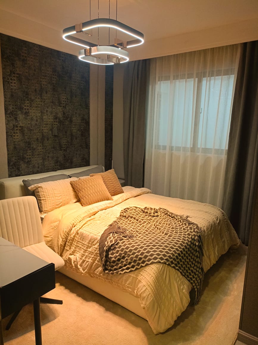 Venus Oak Living Area